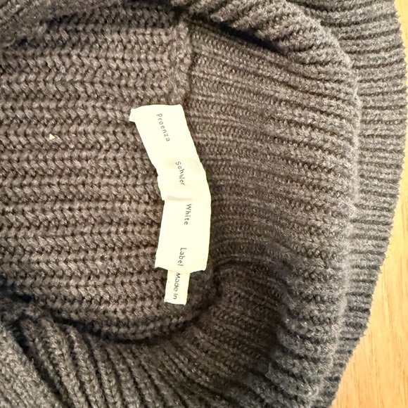 Classic grey Cardigan Sweater - Picture 3 of 4